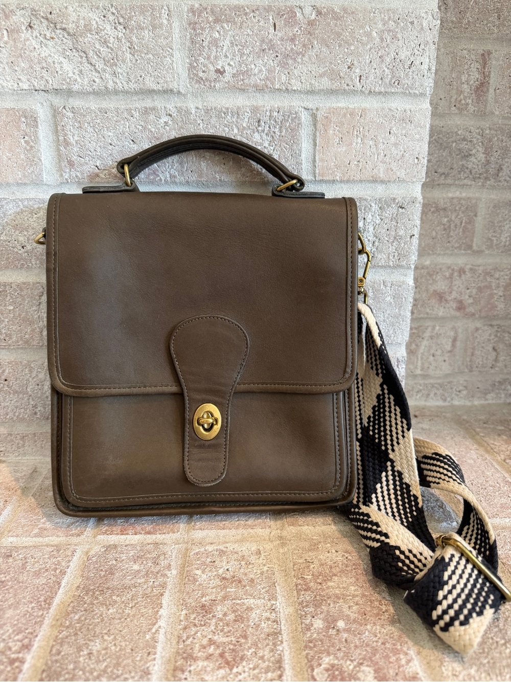 Coach Vintage Station Bag - Picture 1 of 6
